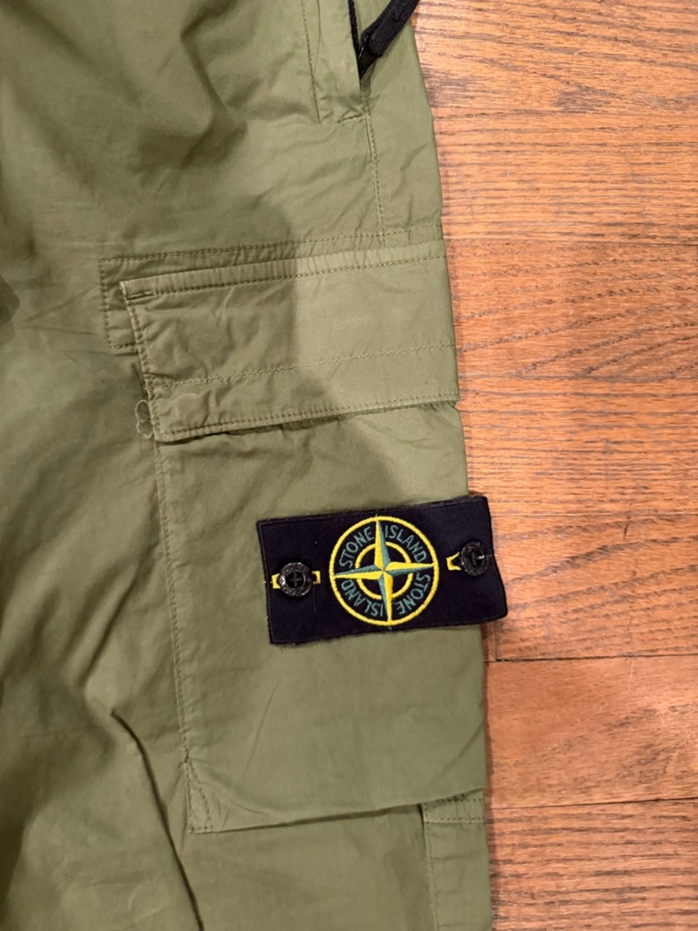 Stone Island Cargo Pants in Black, Navy, and Olive Green - Picture 11 of 13